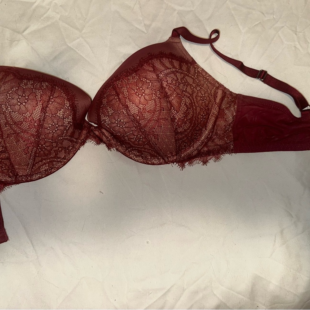 Victoria’s Secret Dream Angels Push-Up Bra